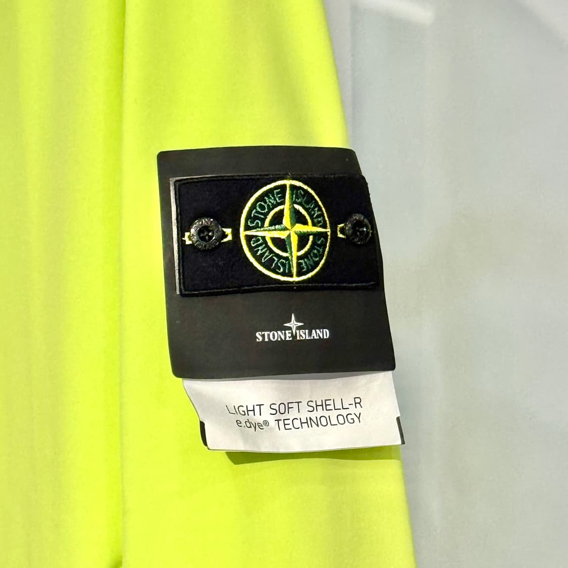 (2XL) 스톤아일랜드 라이트 소프트쉘 테크 후드집업  상품이미지4