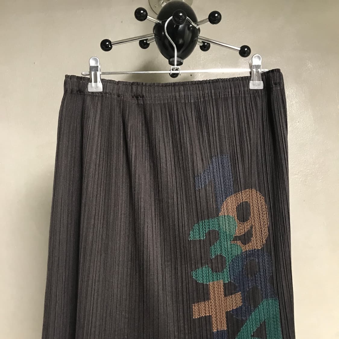 이세이 미야케 플리츠 플리즈 넘버 스커트 5(W) 상품이미지2