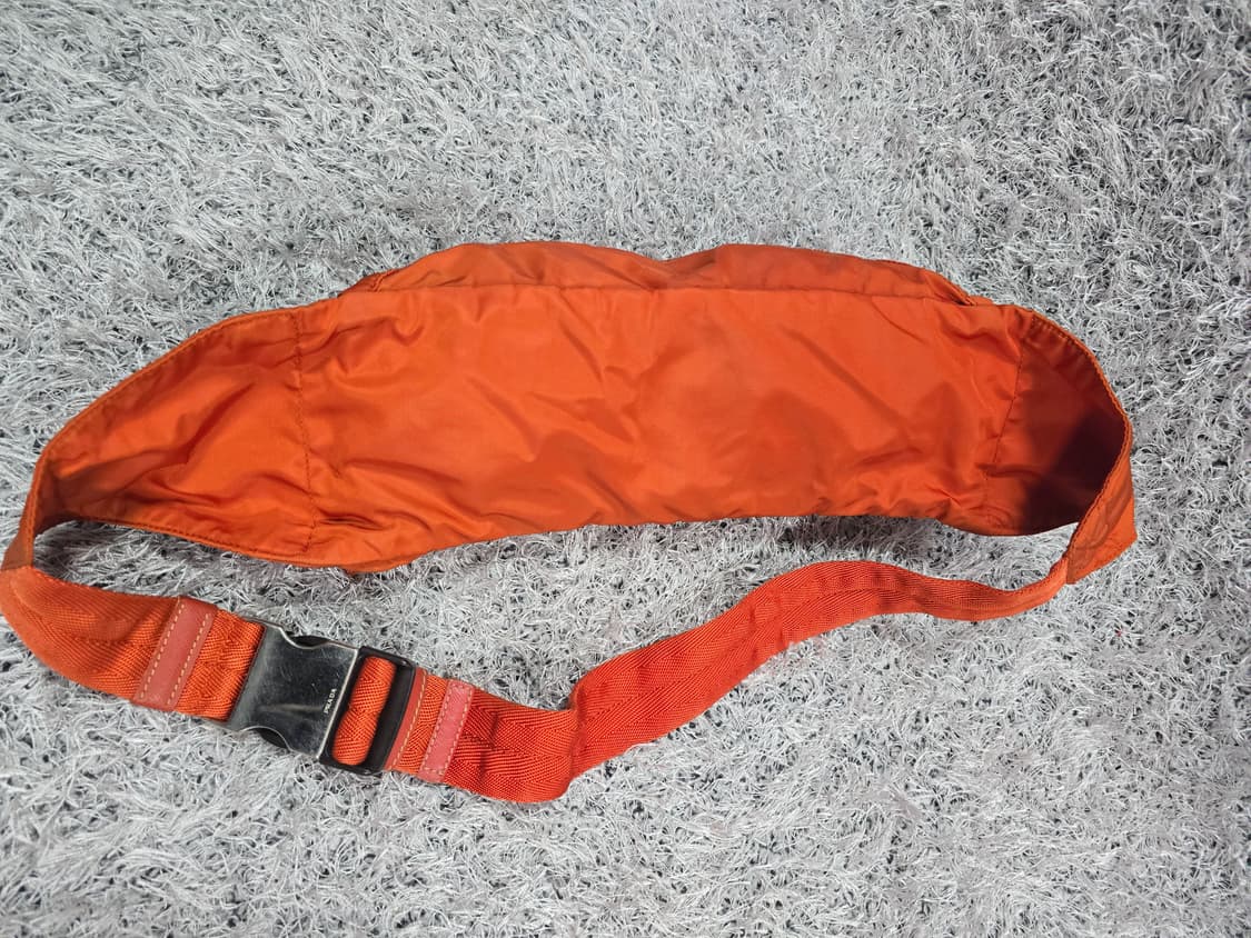 프라다 오렌지 라일론 벨트백 힙색 상품이미지6