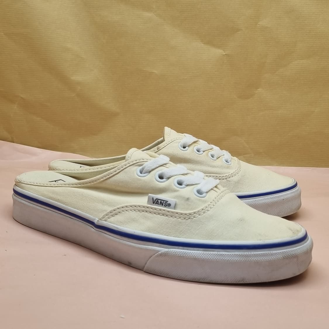 반스 어센틱 뮬 235 상품이미지1