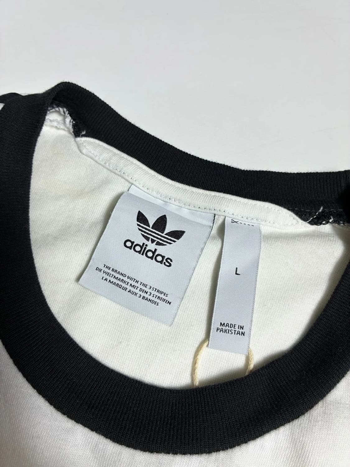 아디다스 클래식 삼선 링거 코튼 반팔 티셔츠 R1913 상품이미지6