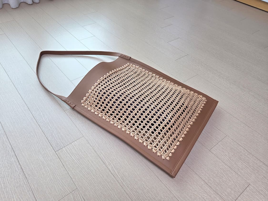 [정품] 타임옴므 22ss 보헤미안 레더 크로셰 숄더백 상품이미지3