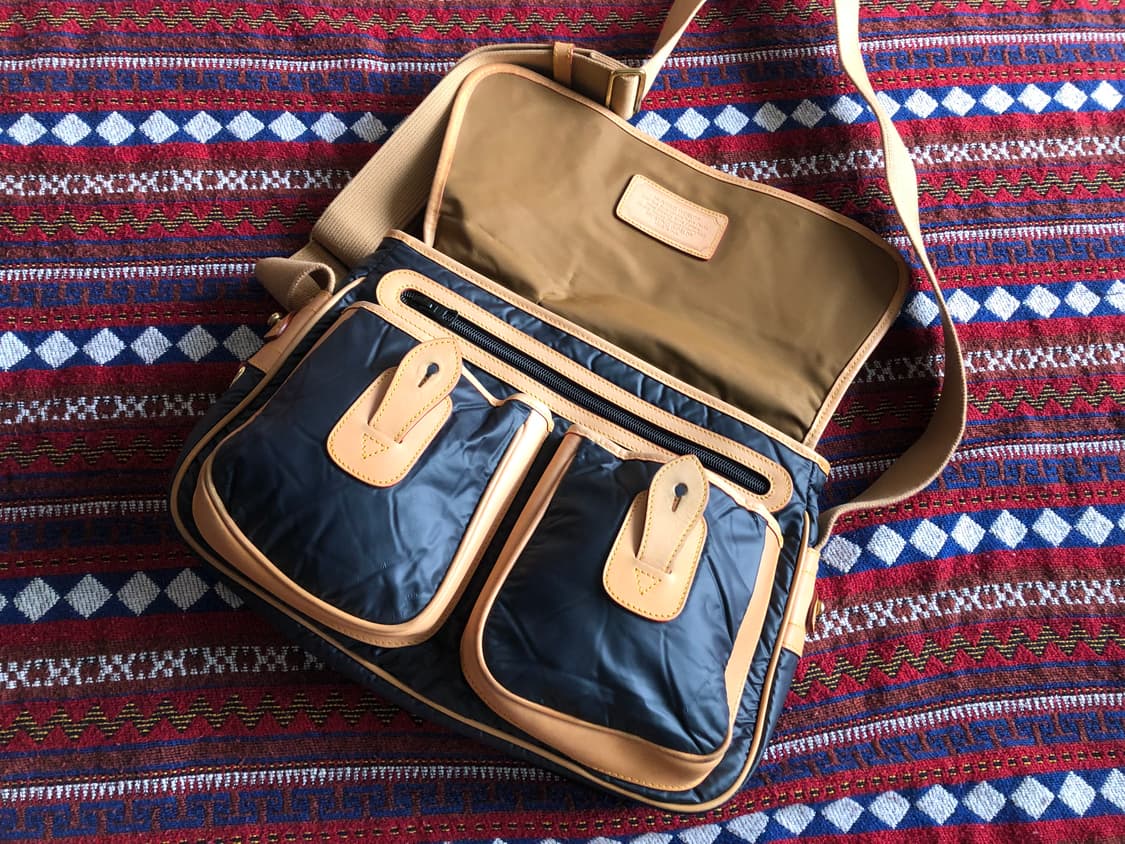 헌팅월드 이태리 크로스백 상품이미지4