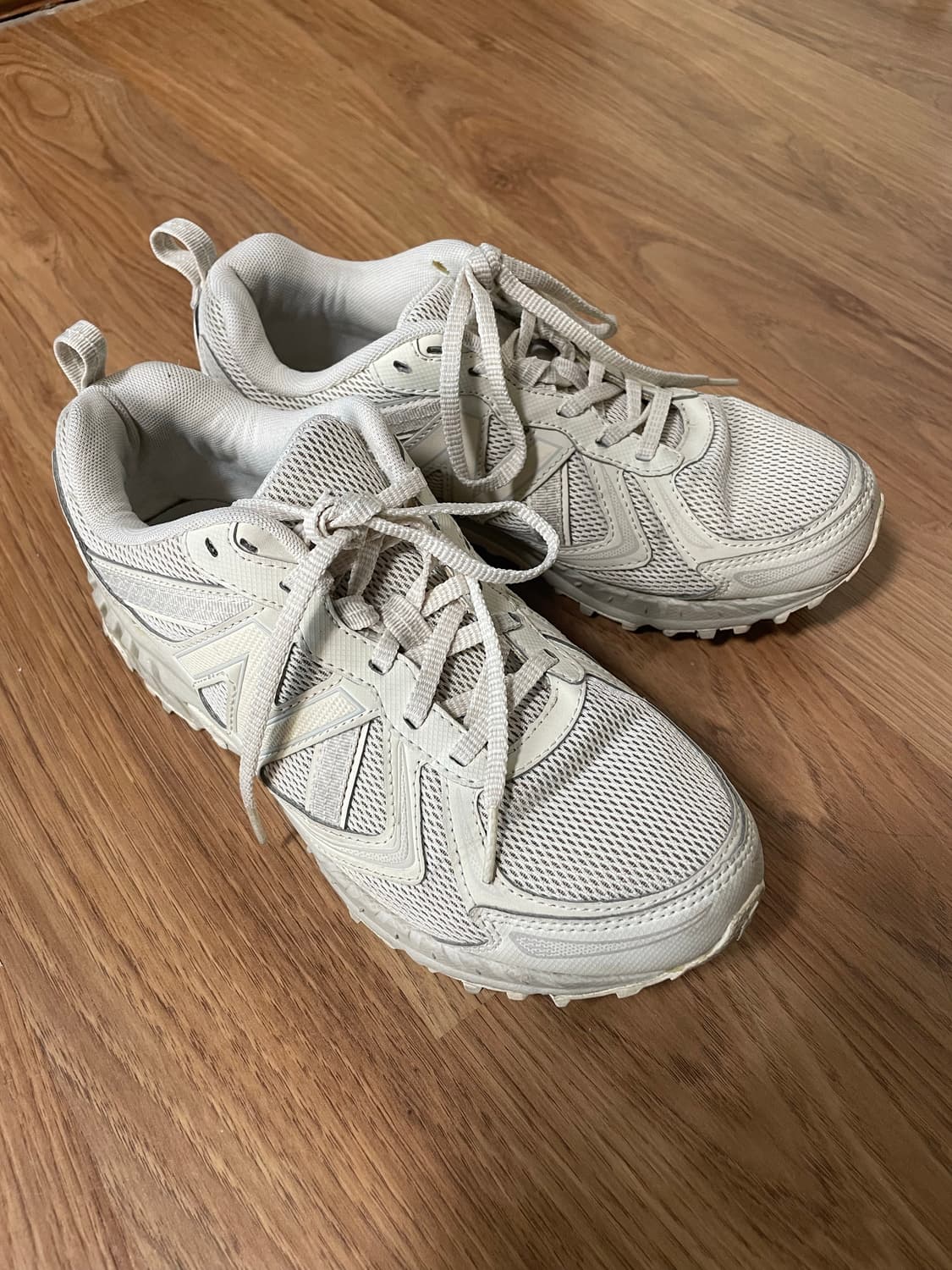 뉴발란스 410v5 베이지 240 상품이미지1