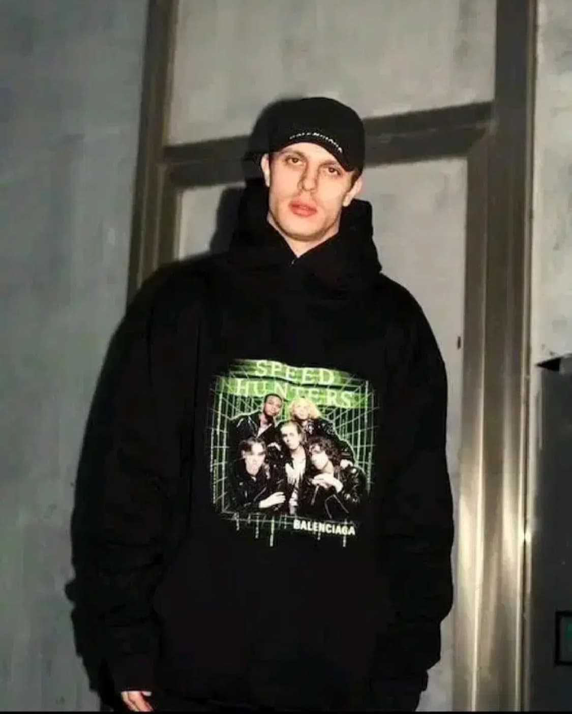 새상품 정품 발렌시아가 스피드헌터 오버핏 후드 블랙 네온 M 두툼함 상품이미지1