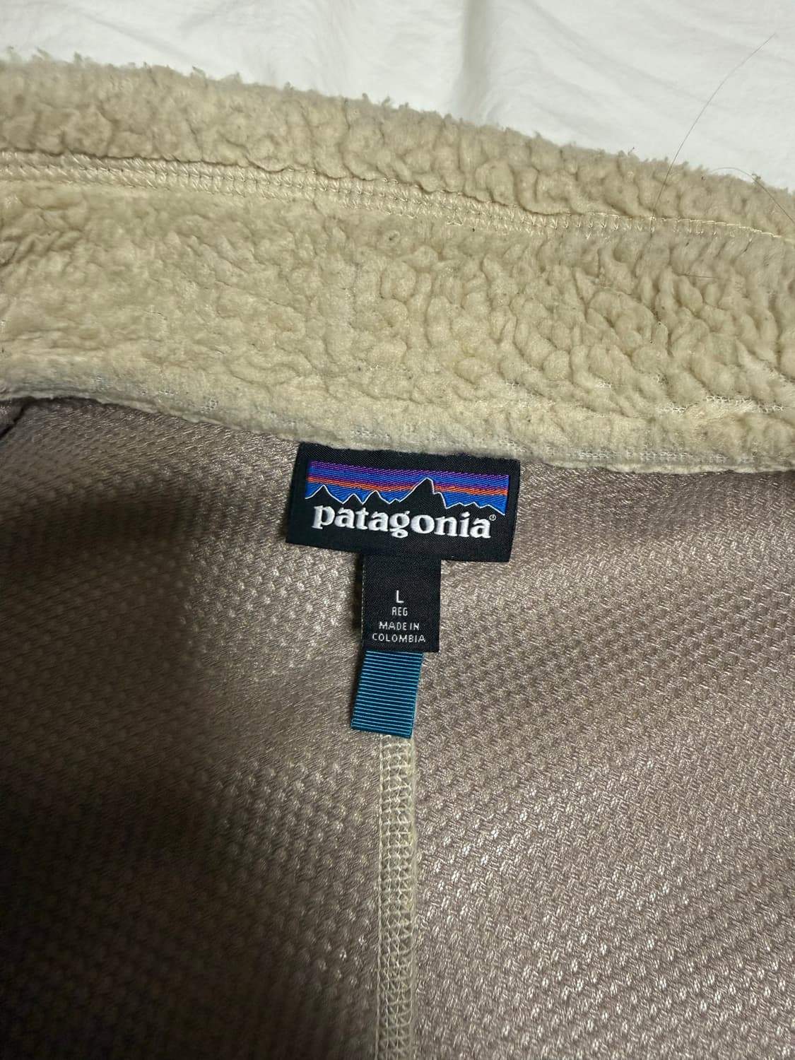 [당일출고,L사이즈] 파타고니아 레트로 플리스 내추럴 후리스 상품이미지3