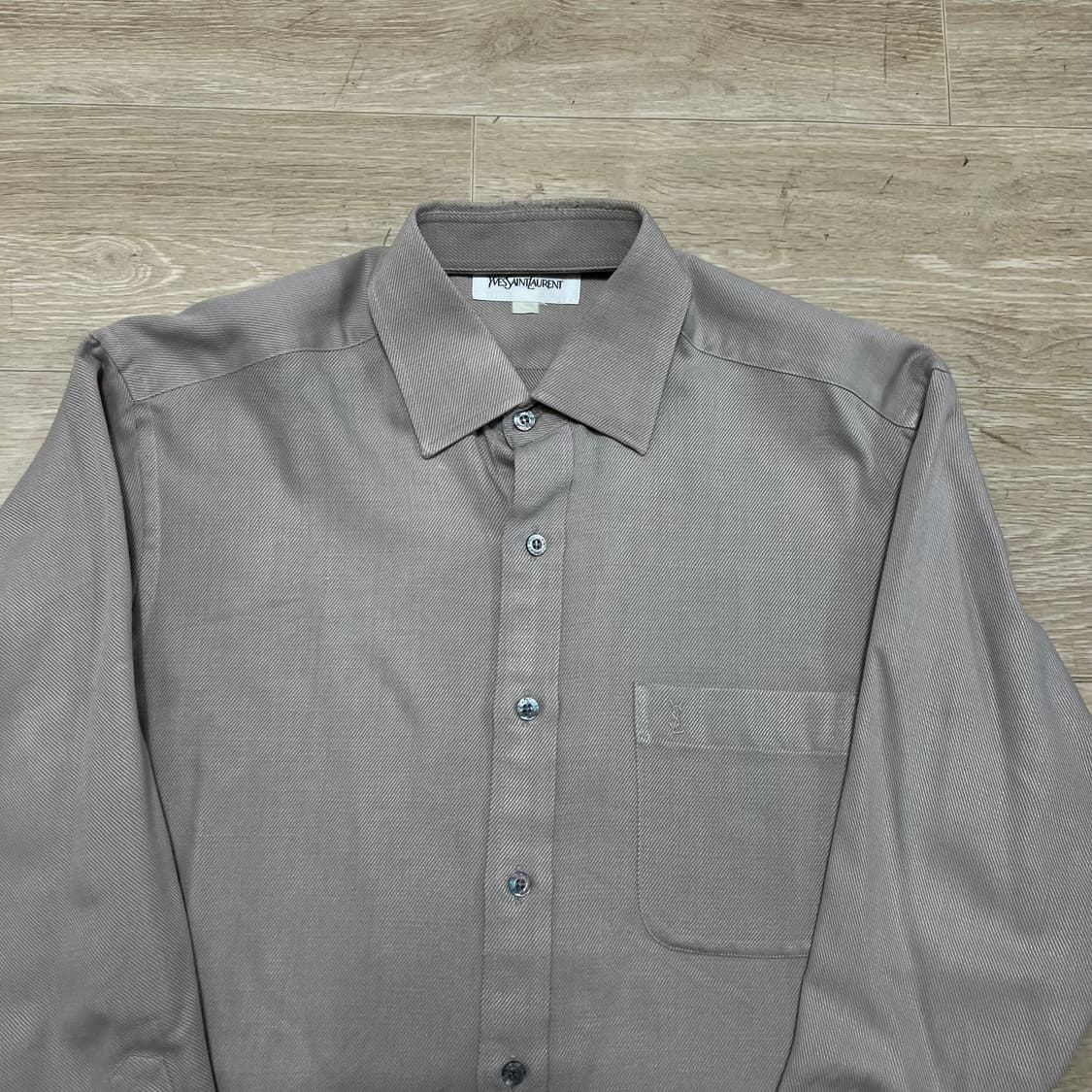 입생로랑 클래식 미니멀 솔리드 셔츠 [카멜] M/95 상품이미지2