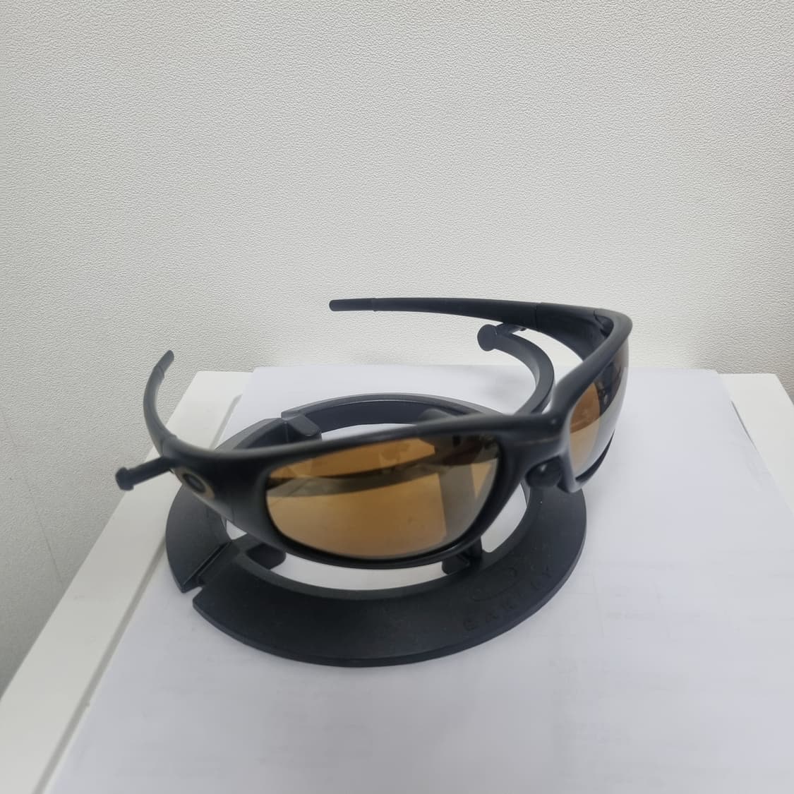 오클리 스트레이트 자켓 매트블랙골드아이콘 상품이미지3