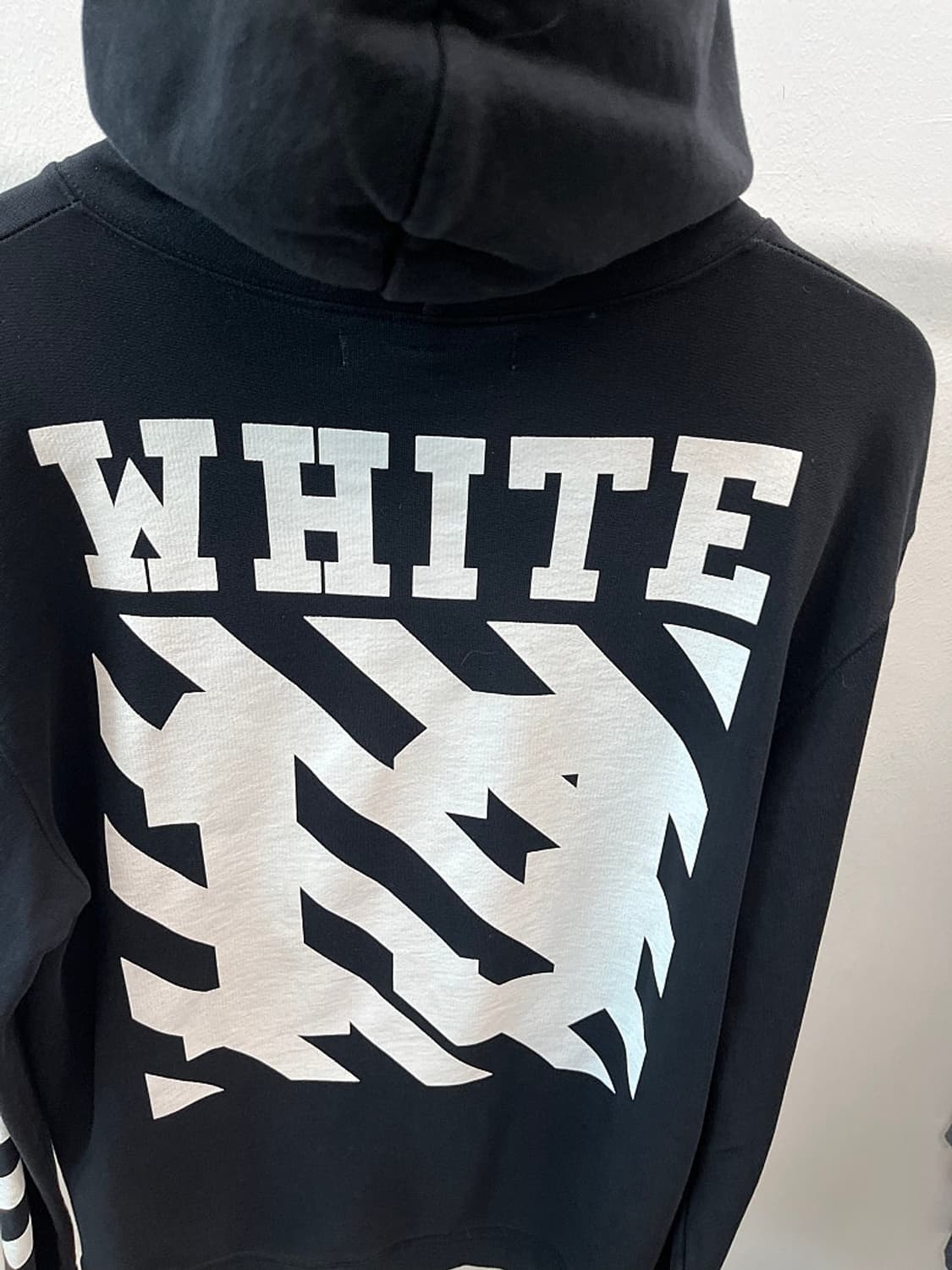 100-105) 오프화이트 카라바조 후드티  상품이미지7