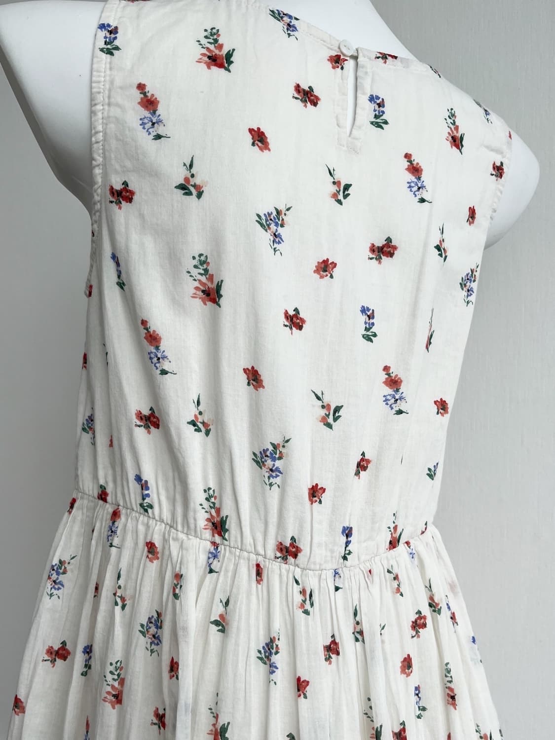 *SALE) 아이보리 플로럴 민소매 롱 원피스 상품이미지4