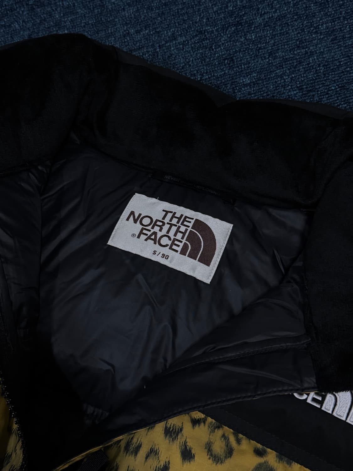 노스페이스 화이트 라벨 노벨티 눕시 다운 자켓 상품이미지2