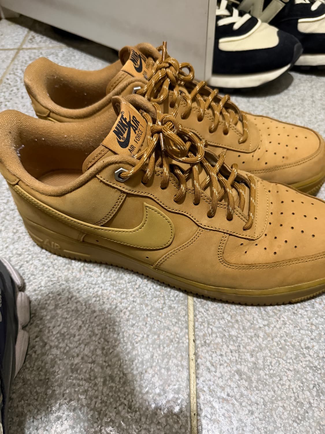 나이키 된장포스 300사이즈 상품이미지1