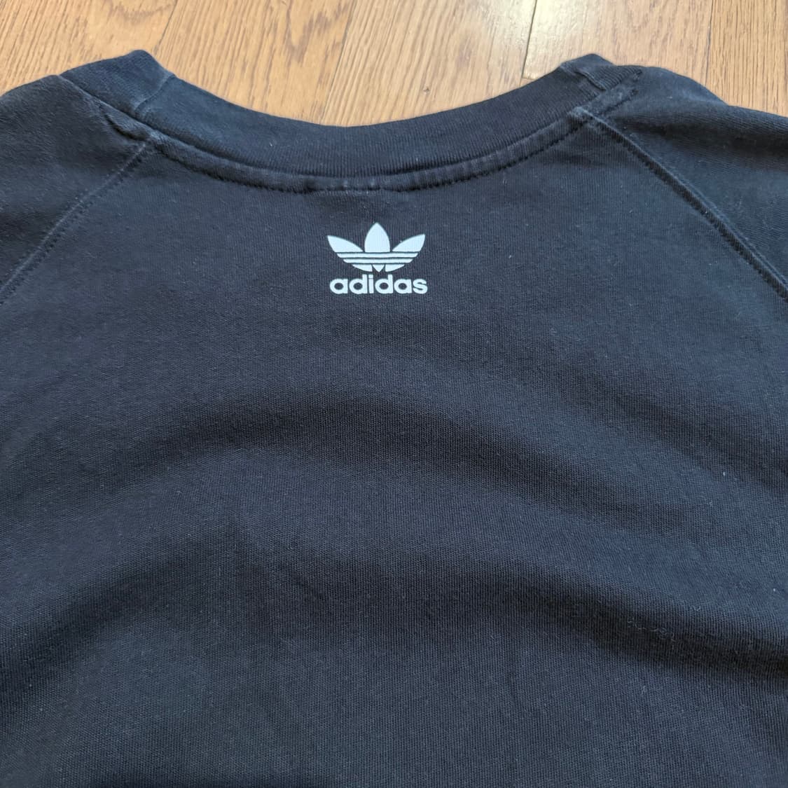 아디다스 트레포일 빅로고 라운드넥 반팔 티셔츠 상품이미지6