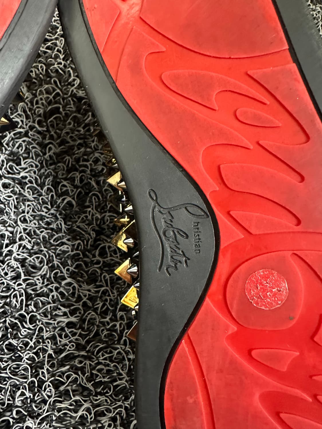 christian louboutin 상품이미지6