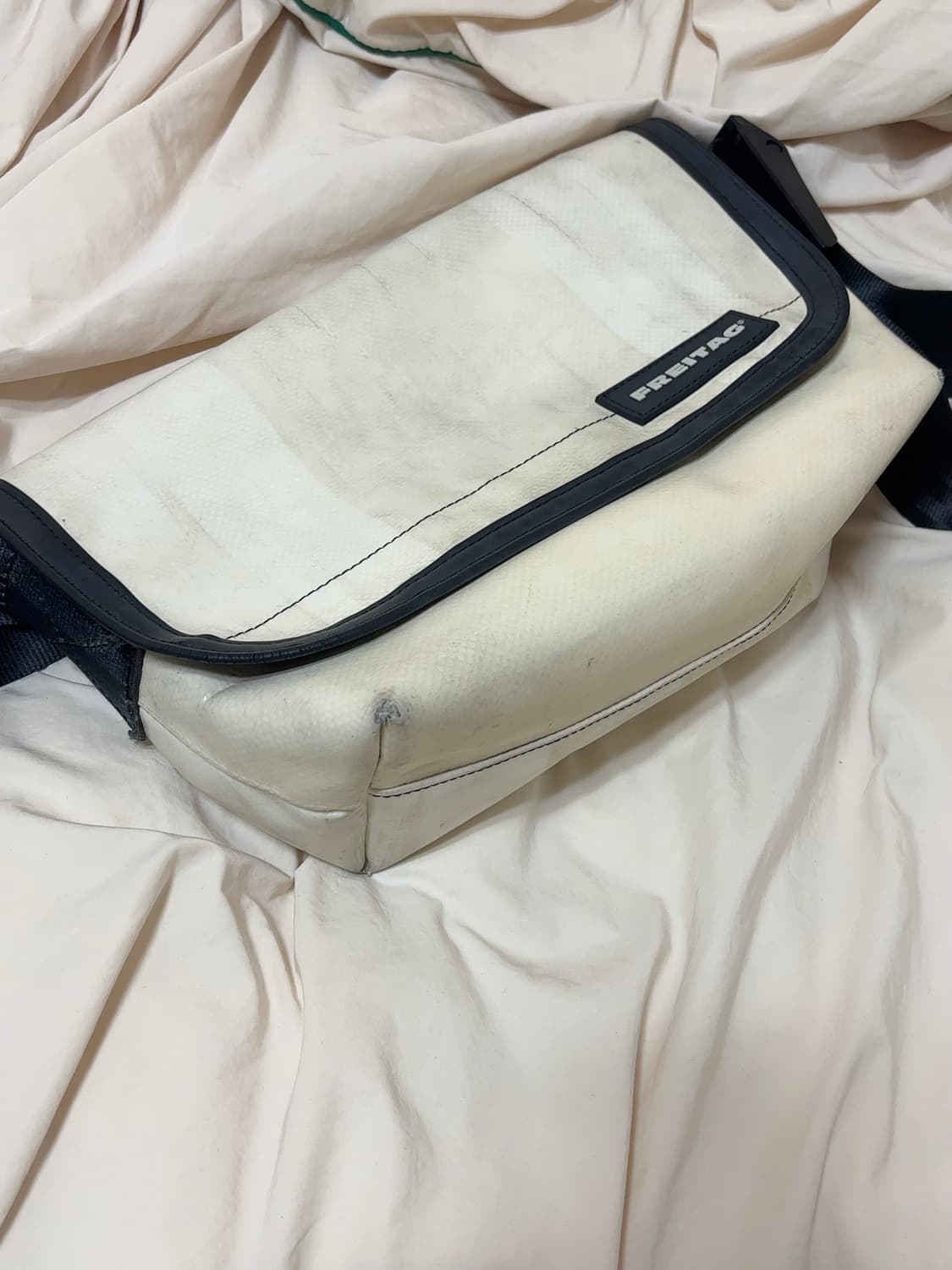 프라이탁 하와이파이브오 아이보리 상품이미지2