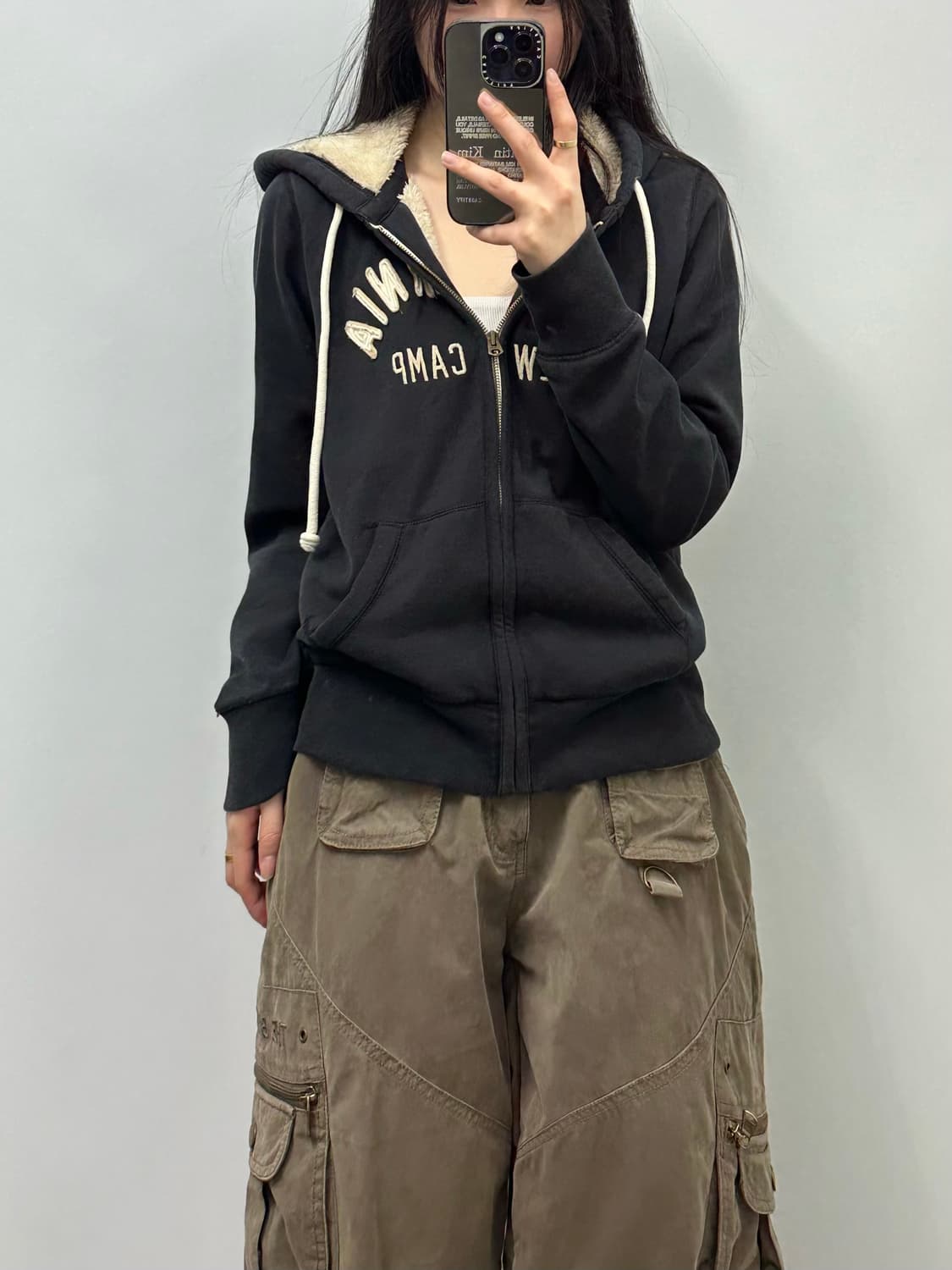 후아유 y2k 와투케 블랙 양털 후드집업 상품이미지1