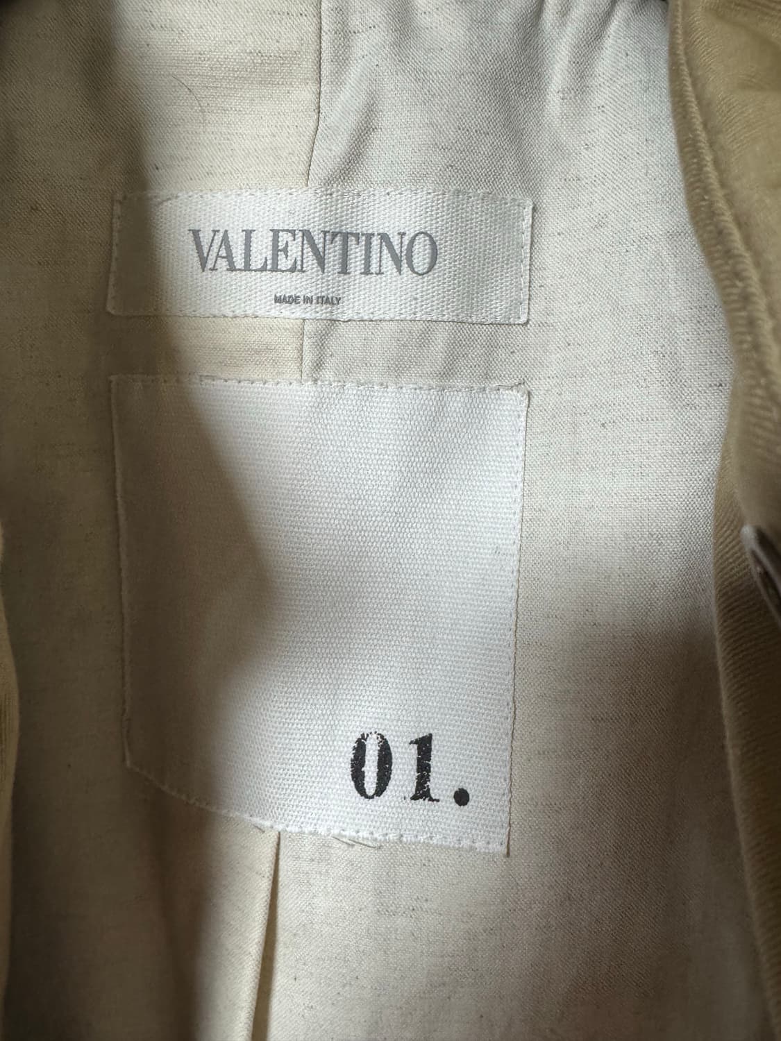발렌티노 트렌치코트 50 판매합니다 상품이미지8