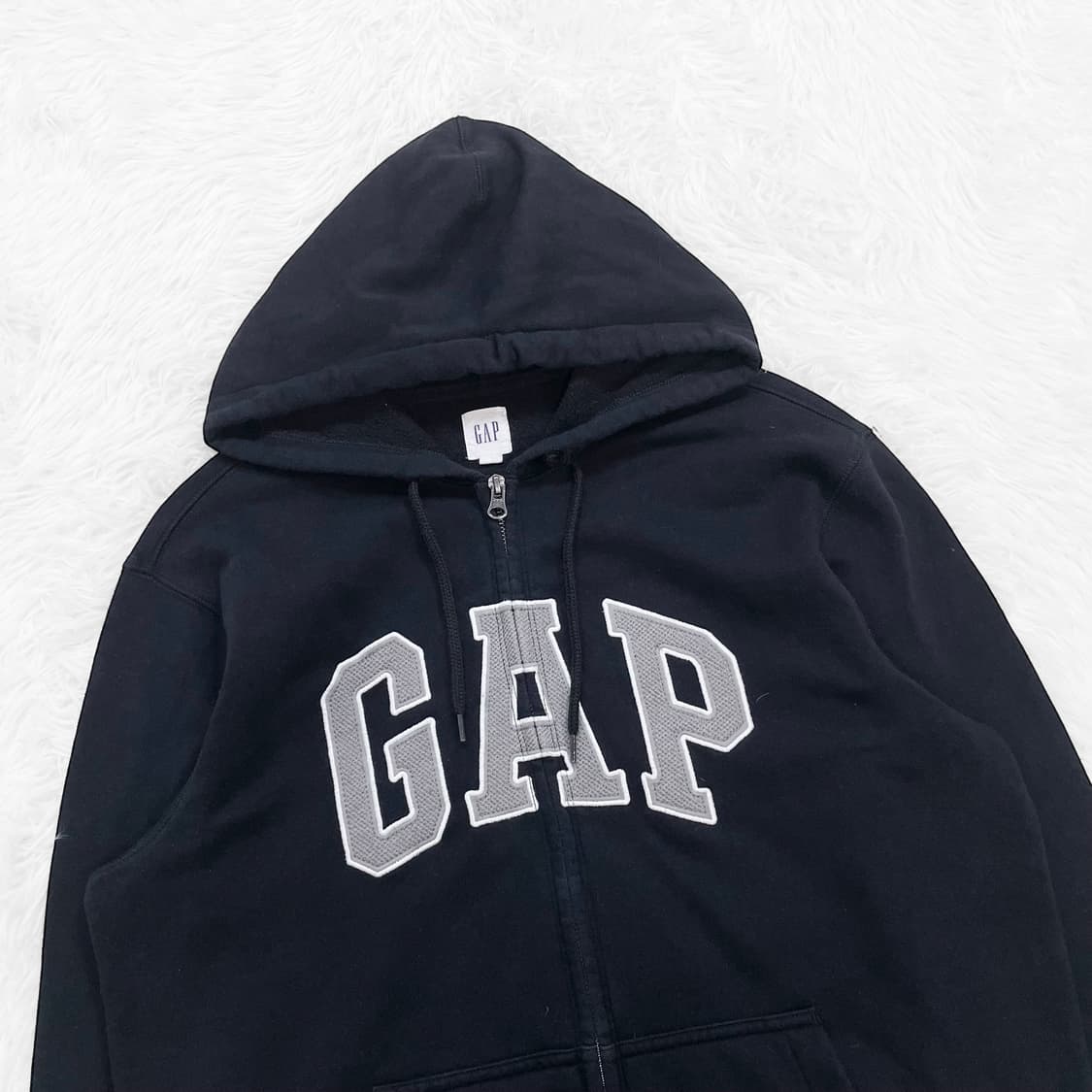 갭 Gap 스펠 로고 후드집업 블랙 상품이미지3