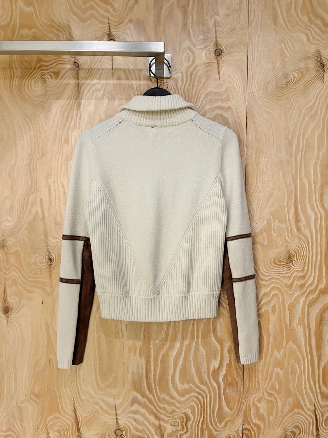 아르마니 익스체인지 레어 울 집 니트 상품이미지4