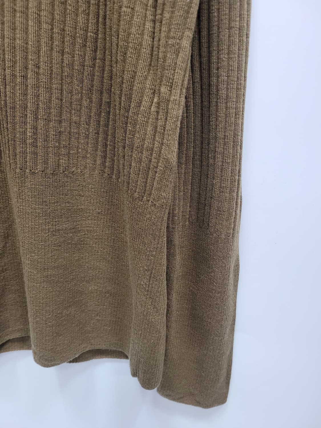 WOOYOUNGMI 우영미 모 100% 브이넥 니트 / 남 115
 상품이미지4