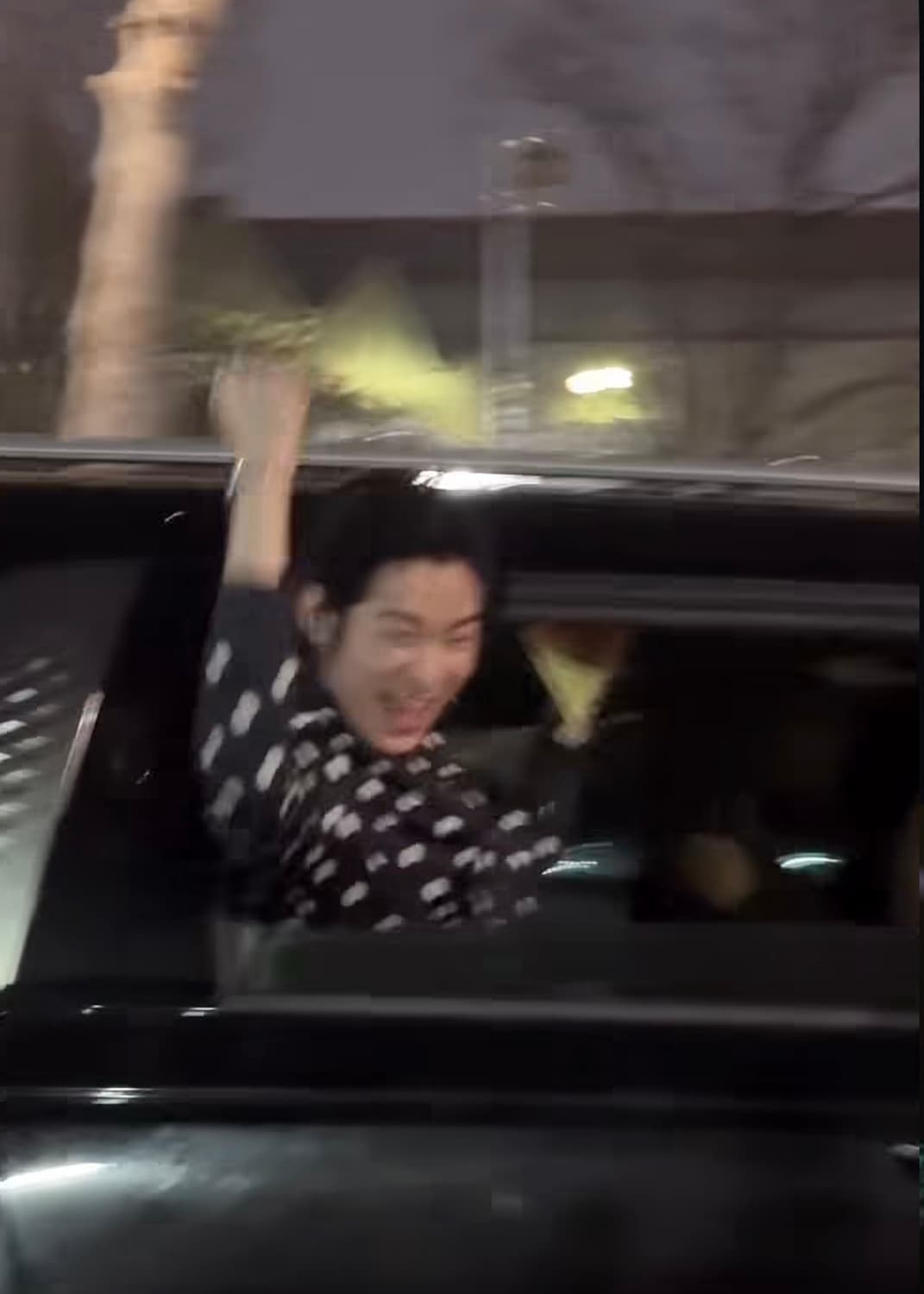 꼼데가르송 도트 가디건 블랙 M 상품이미지3