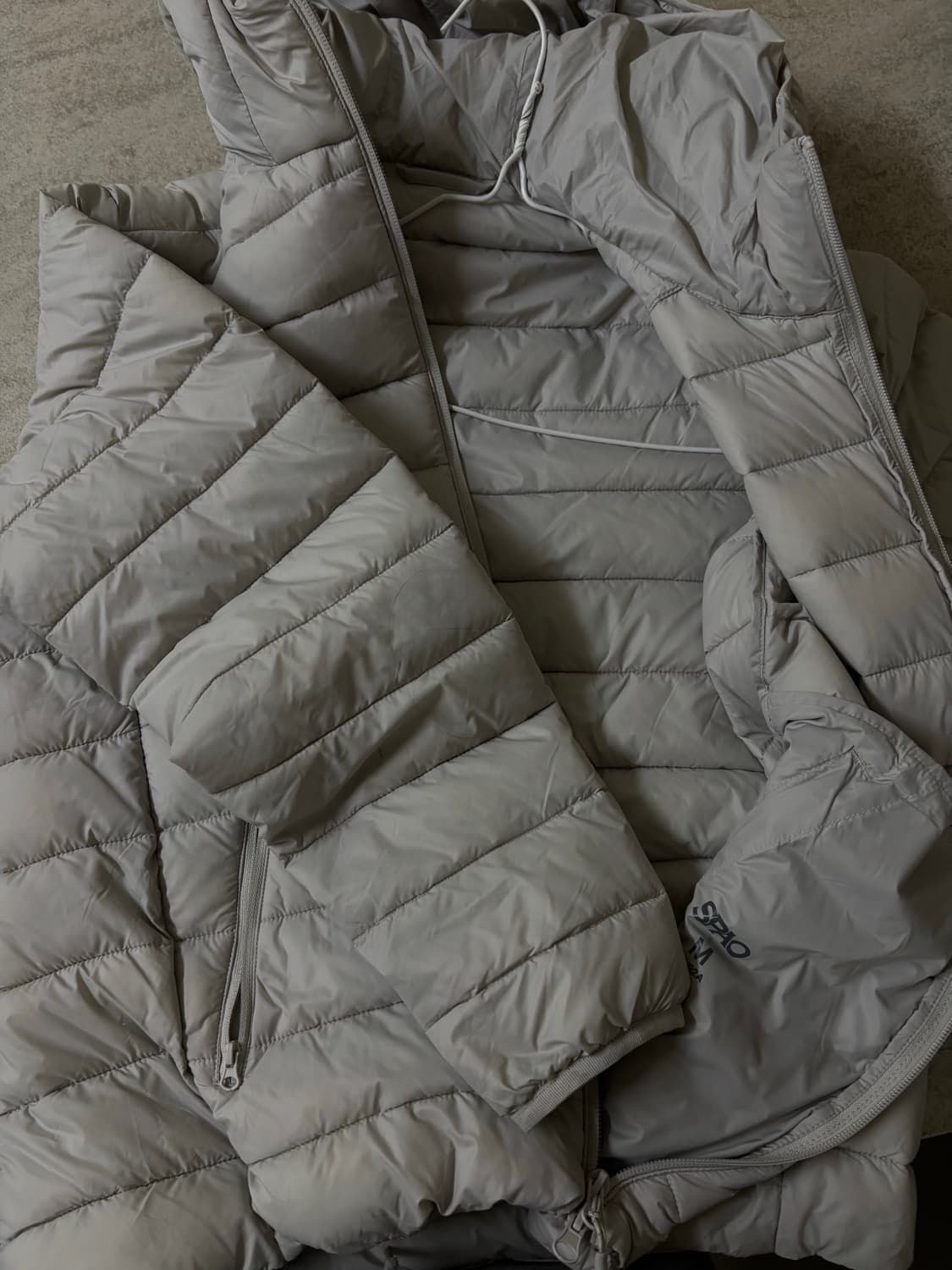 스파오 경량패딩 M 상품이미지3