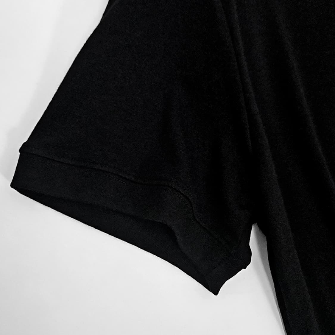 Giko 피어싱 리벳 컷 하프 슬리브 니트 (black) 상품이미지7