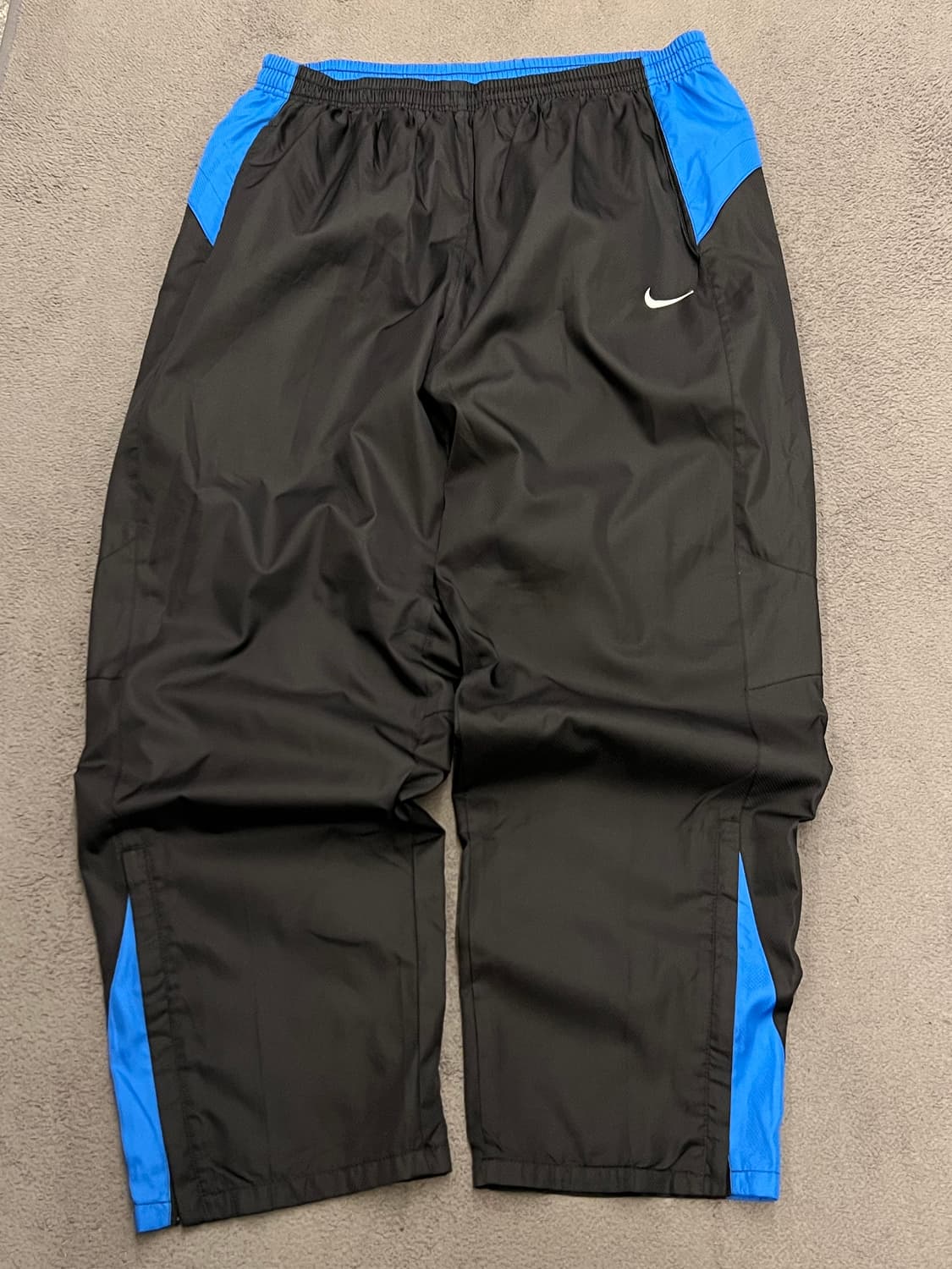 나이키 올드스쿨 토탈90 나일론 와이드팬츠 처분  상품이미지1