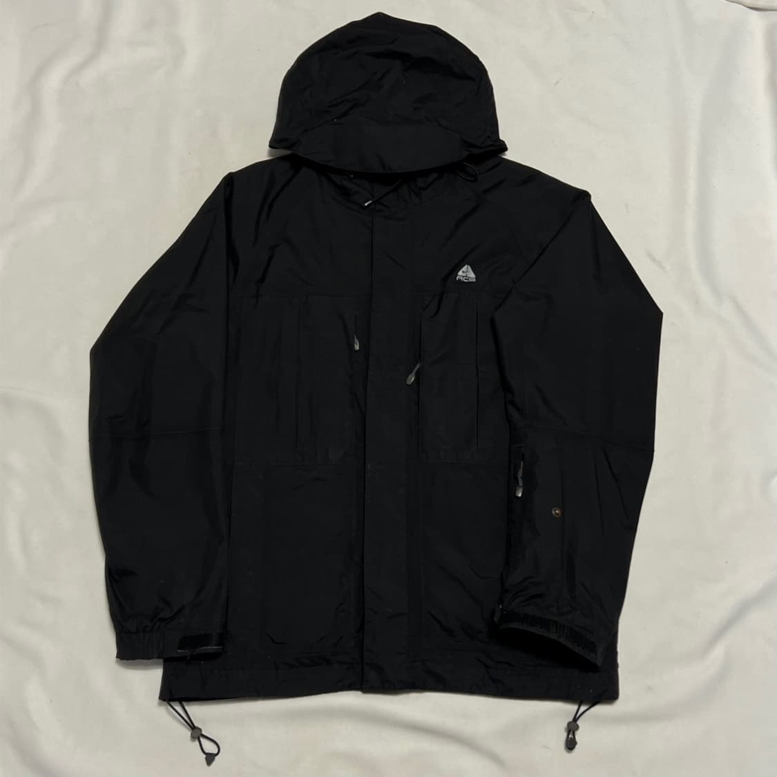 M 나이키acg 투웨이 블랙 후드 바람막이 상품이미지2