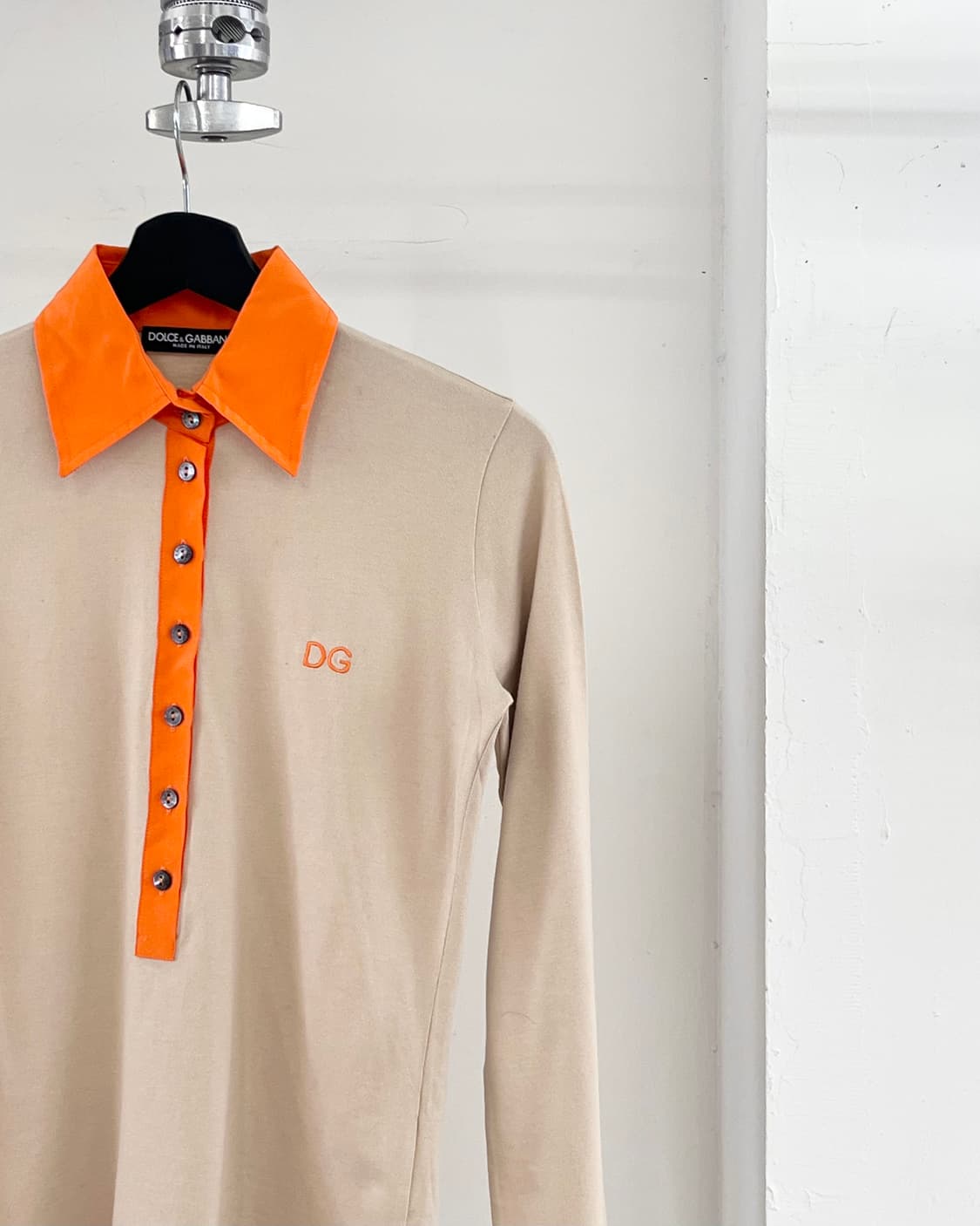 돌체 앤 가바나 베이지 앤 오렌지 롱슬리브 폴로 셔츠 상품이미지4