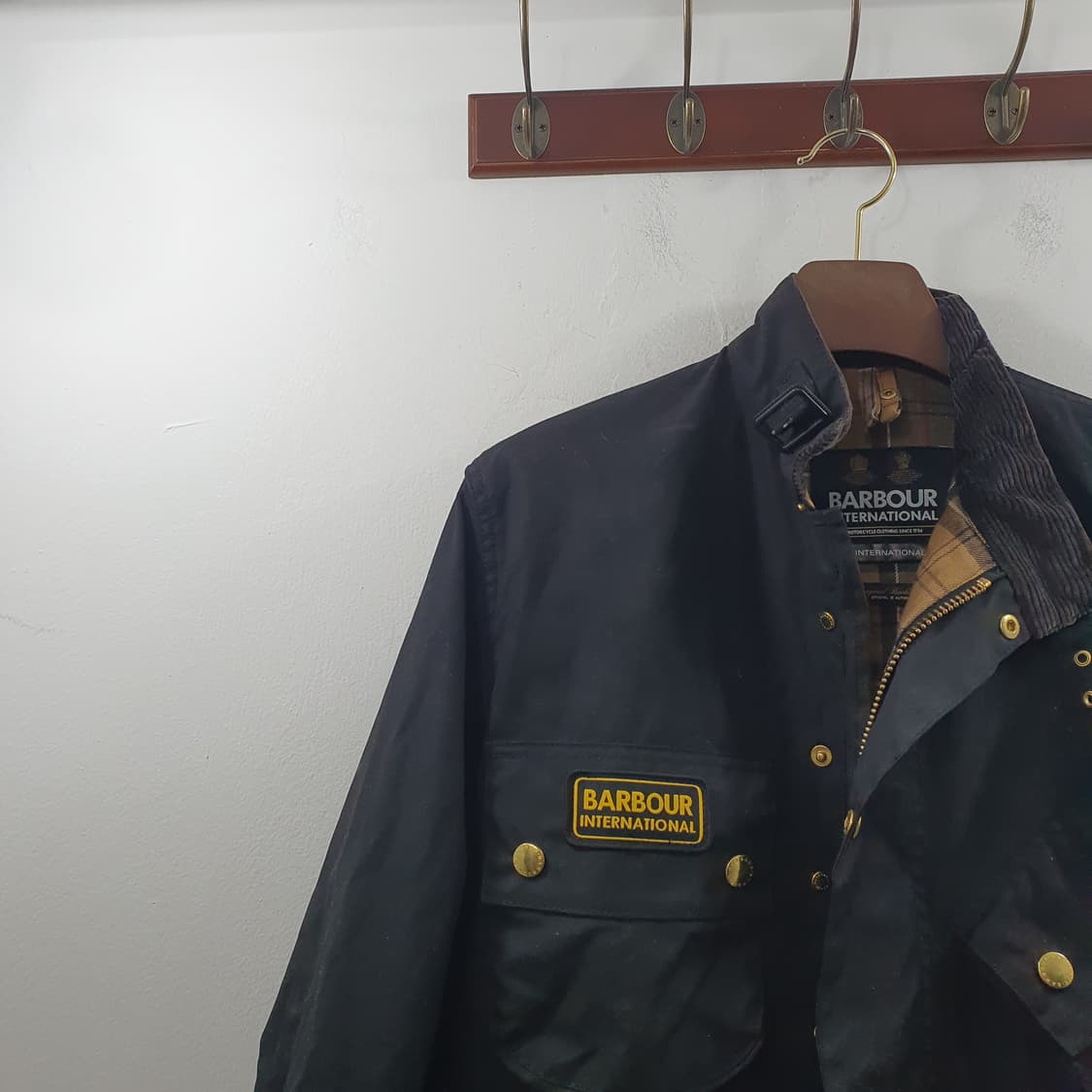 추M-L 바버 남성 블랙 인터네셔널 왁스 오리지날 자켓 상품이미지2
