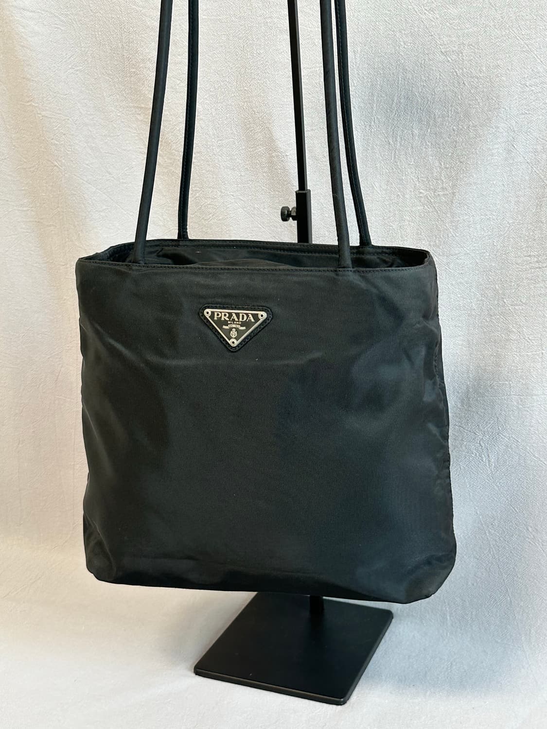 프라다 블랙 토트백 + 개런티카드 나일론 포코노 숄더백 상품이미지5