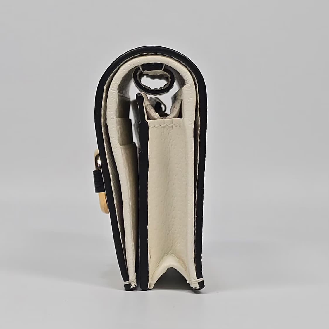 구찌 x 아디다스 미니 크로스백 상품이미지5