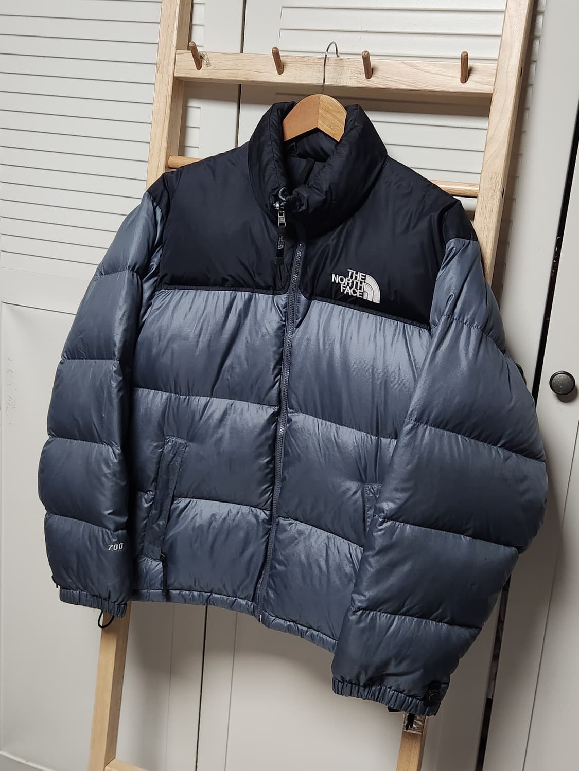노스페이스 로얄샤크블루 700 눕시 패딩 자켓 상품이미지2