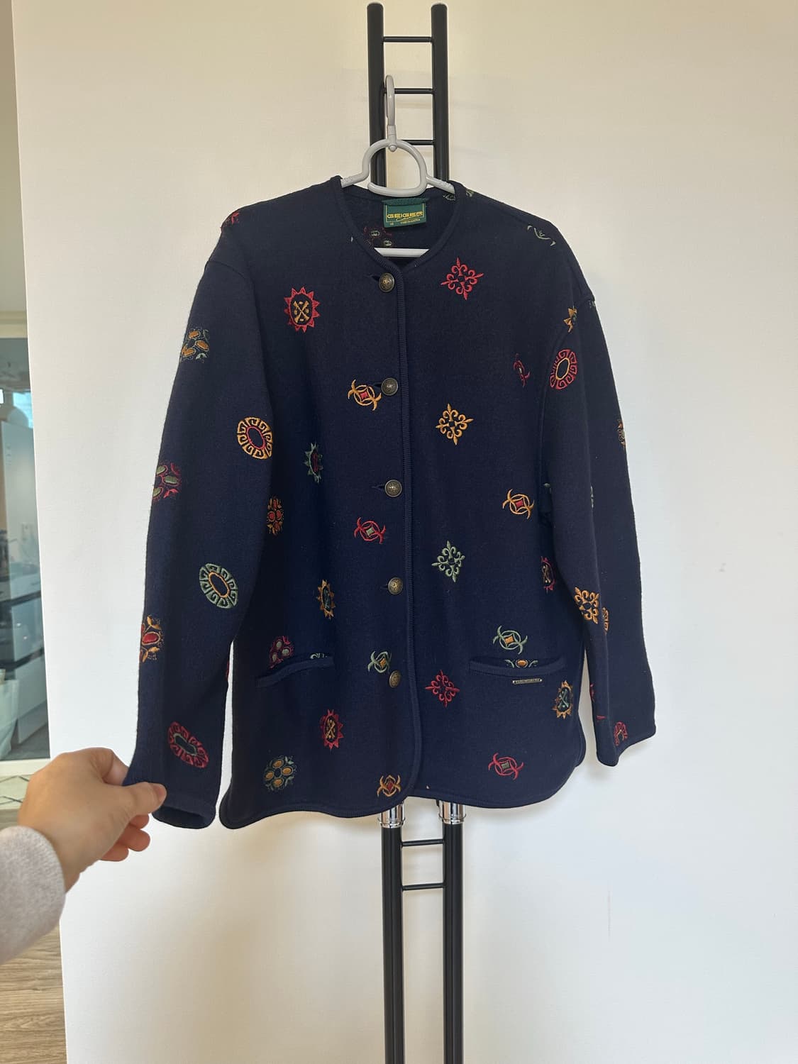GEIGER 가이거 여성 자수 가디건 오스트리아 - 40사이즈 상품이미지4