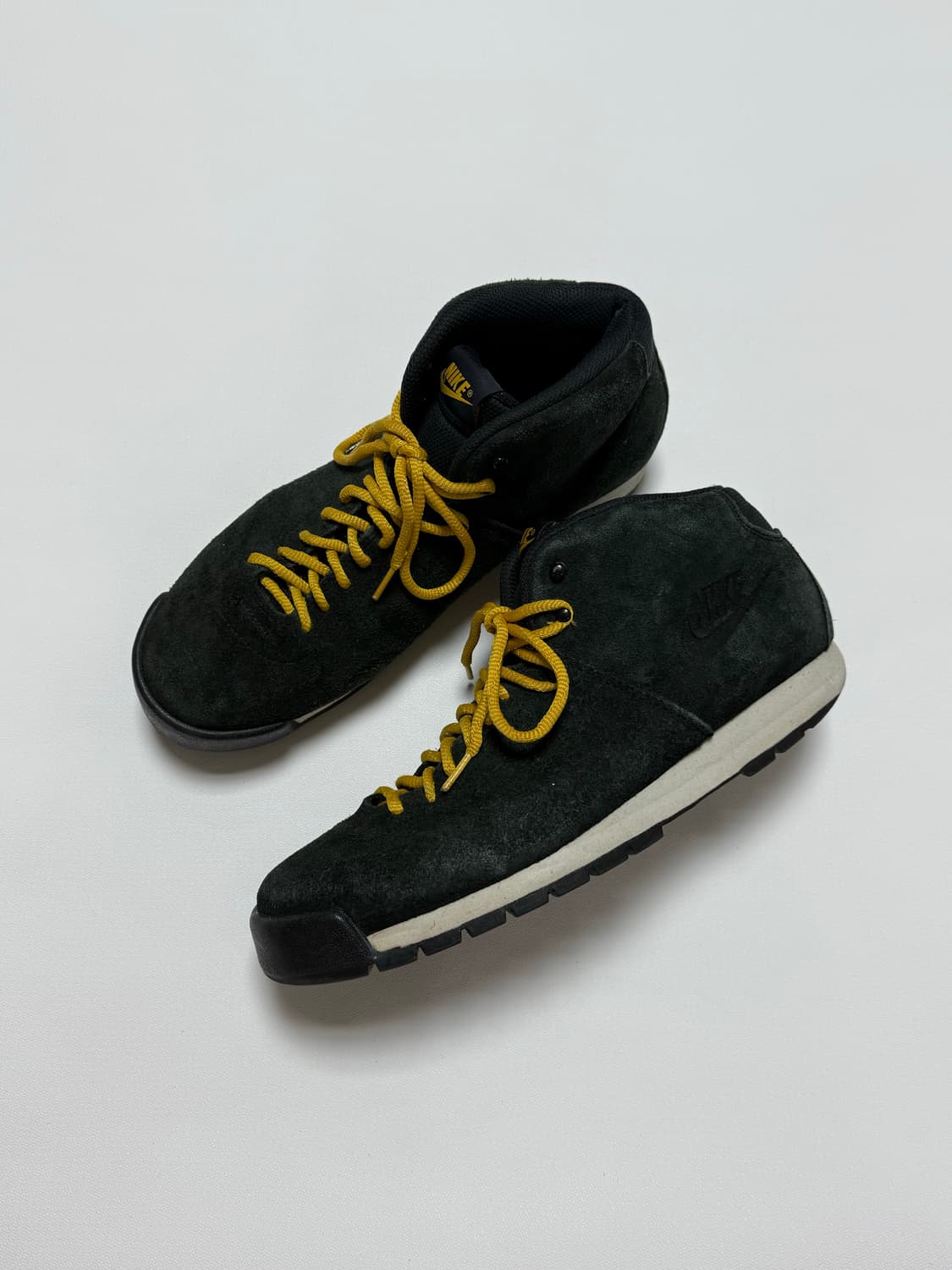 나이키 acg  에어 마그마 빈티지 스니커즈 290 상품이미지4