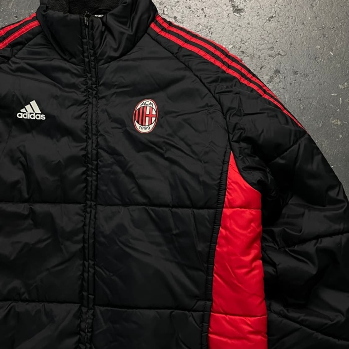 100 아디다스 AC밀란 경량패딩  상품이미지2