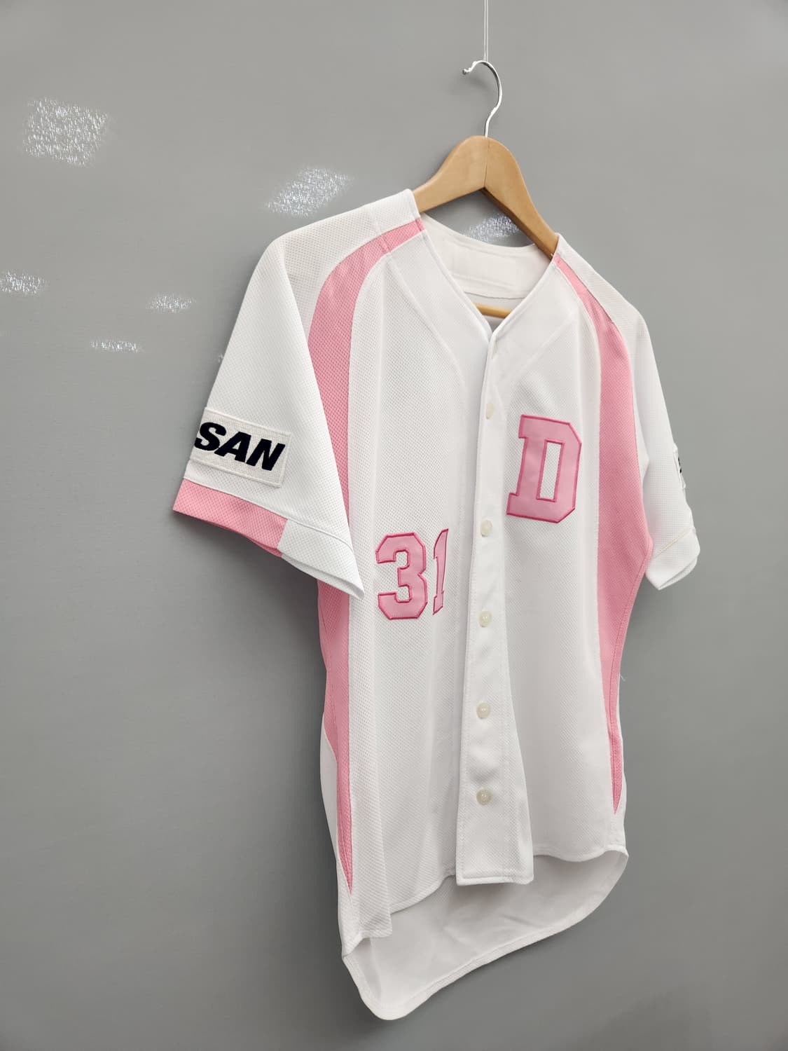 두산베어스 31번 정수빈 핑크 유니폼 상품이미지2
