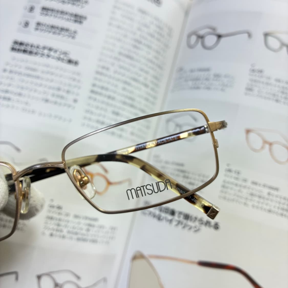 MATSUDA 마츠다 스퀘어 티타늄 엔틱 골드 안경 상품이미지2