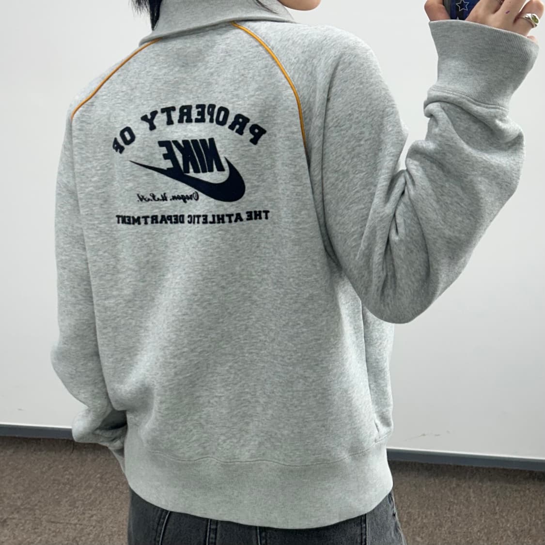 Nike 나이키 벨벳로고 백포인트 그레이 집업 상품이미지2