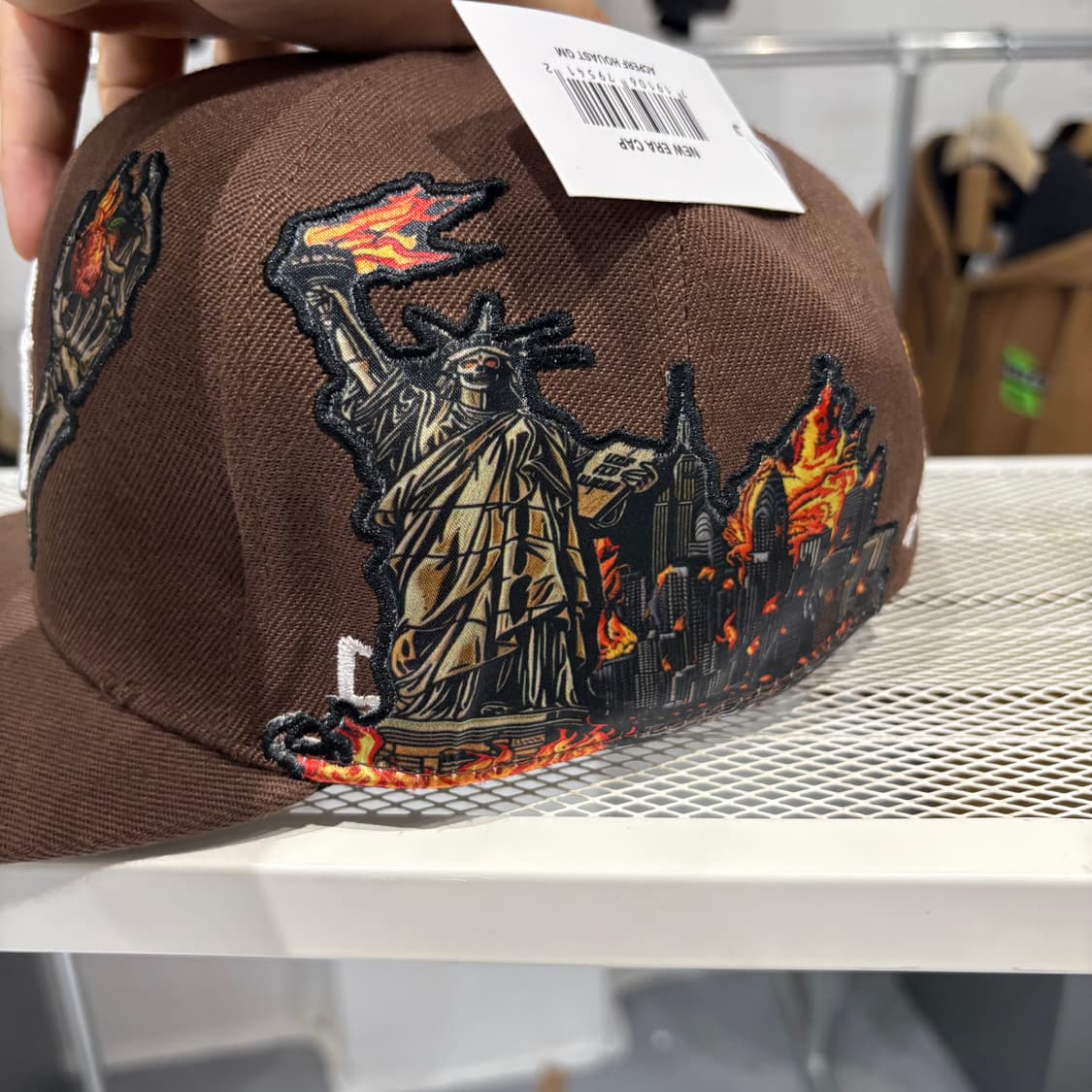 뉴에라 양키즈 지옥 59FIFTY 7 볼캡 스냅백 상품이미지5