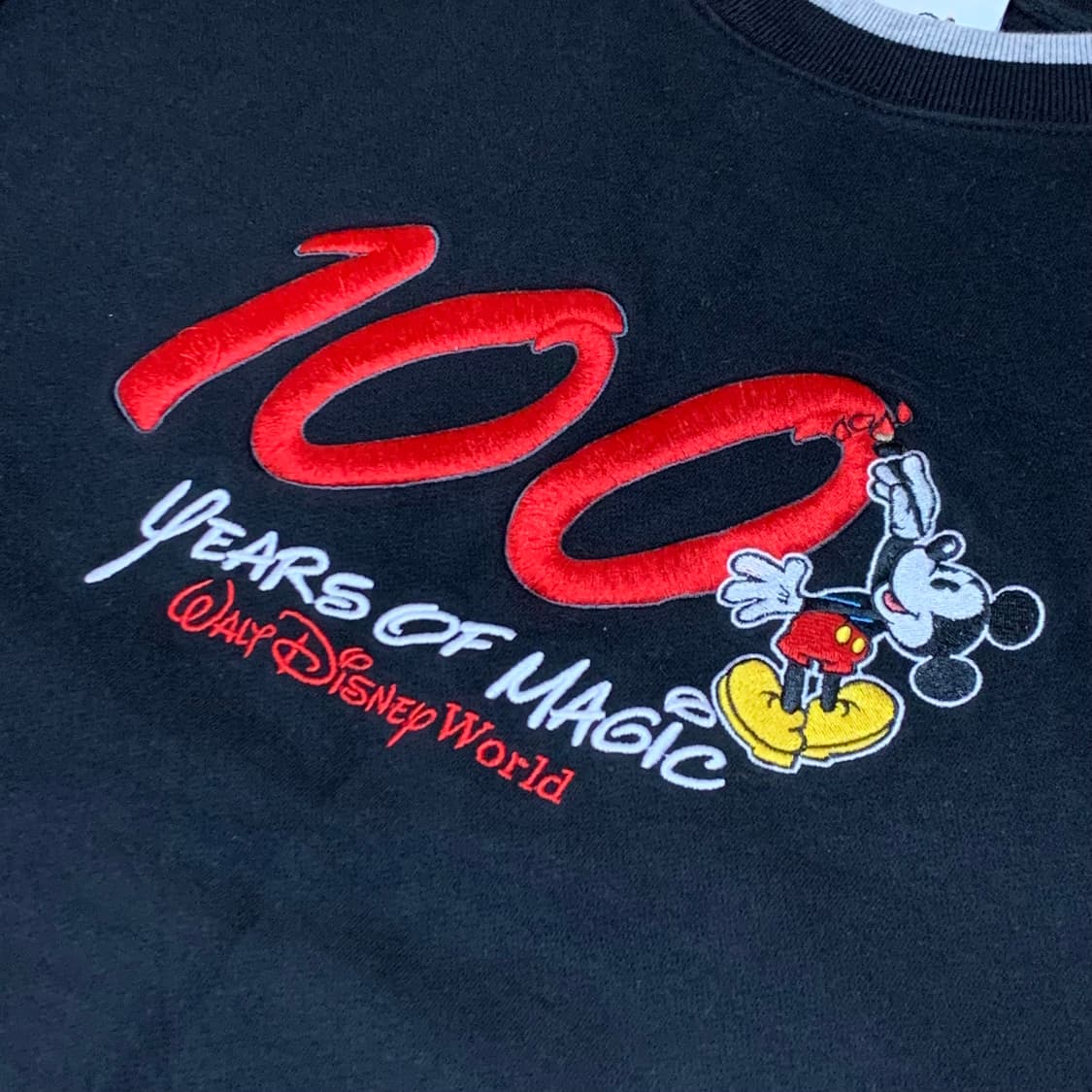disney 100 years of magic sweatshirt 상품이미지2
