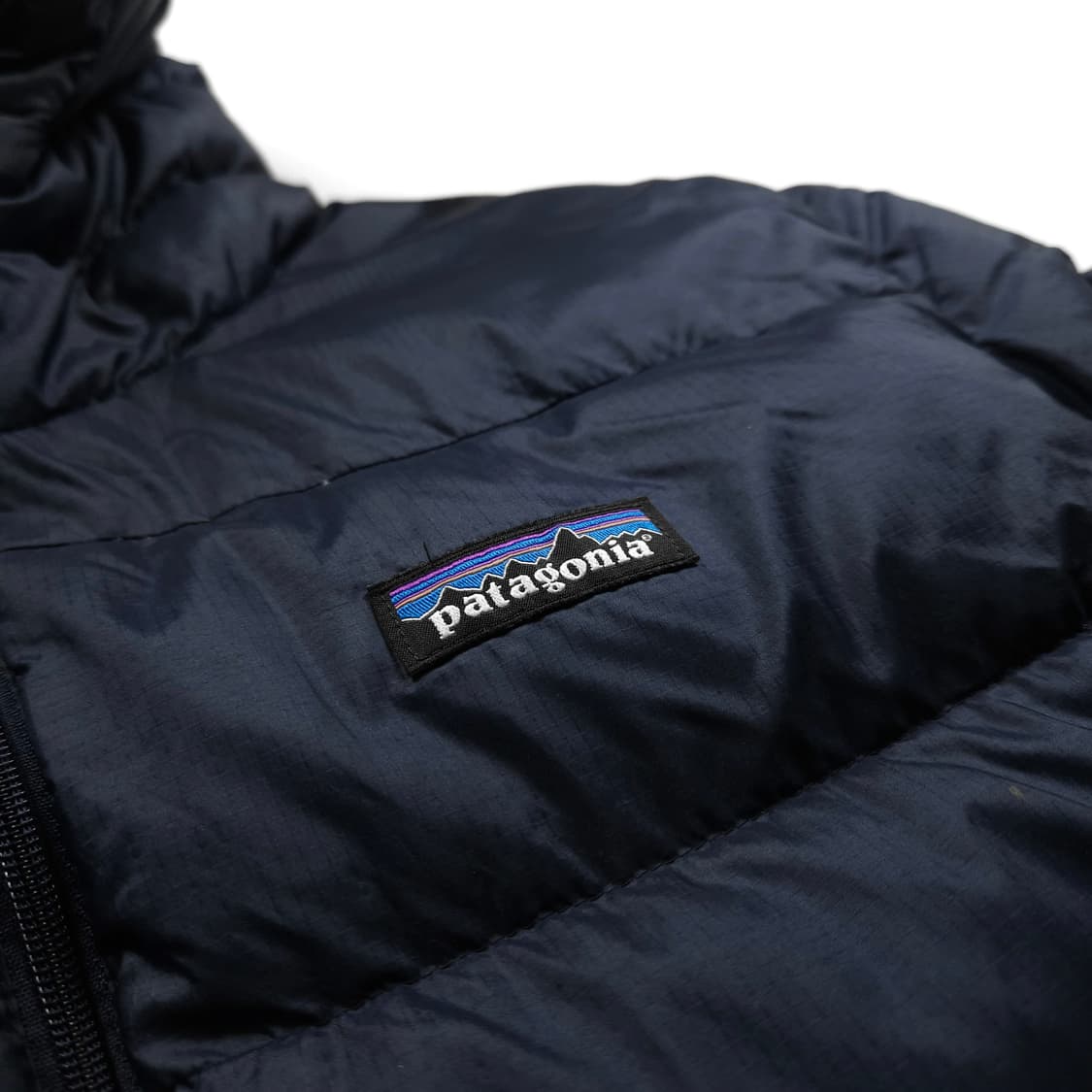 파타고니아 하이로프트 경량 다운 후디 패딩 자켓 상품이미지4