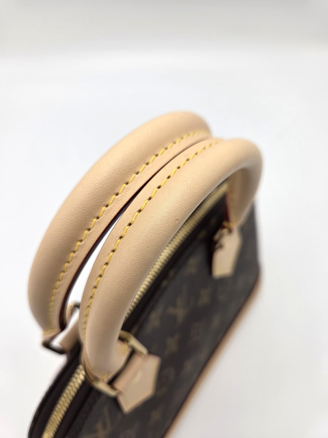 루이비통 모노그램 알마BB M46990(26년 구매제품) 상품이미지6