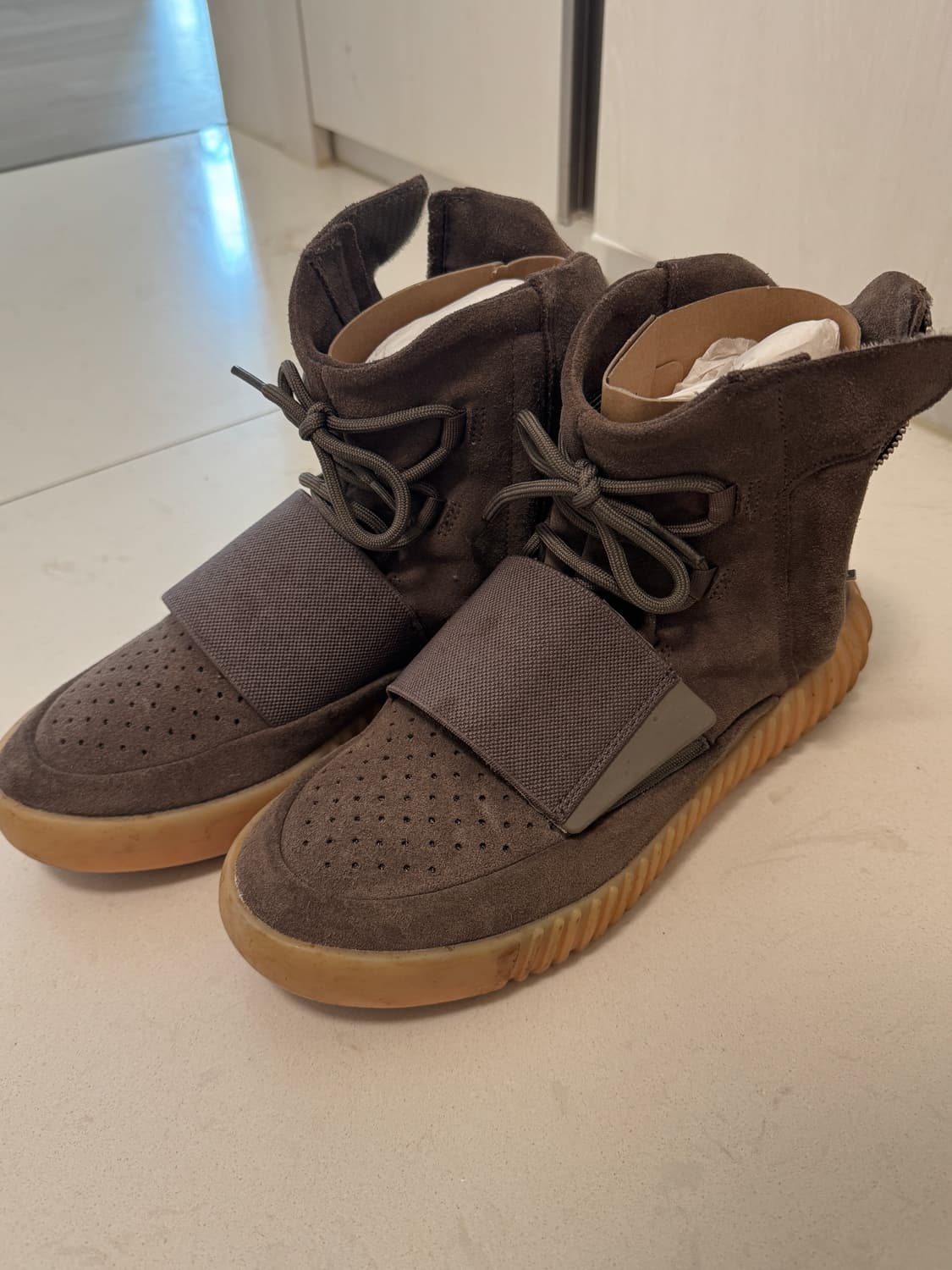 아디다스 이지부스트 750  라이트브라운 265 초코 팝니다 상품이미지2