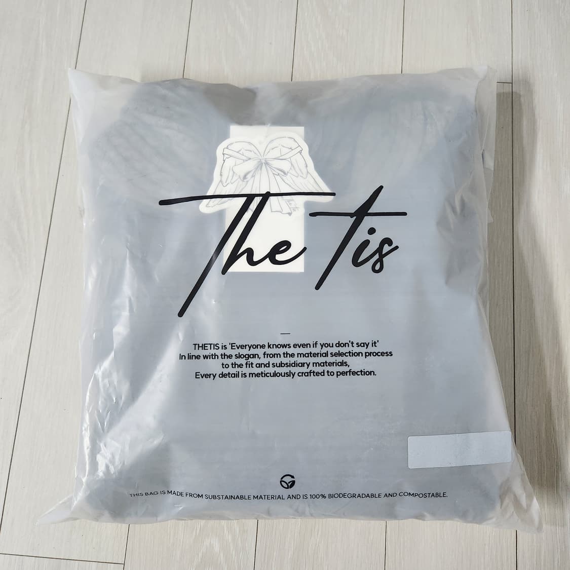 [미개봉] 더티스 투웨이 오프숄더 리본 후드 새상품 상품이미지3