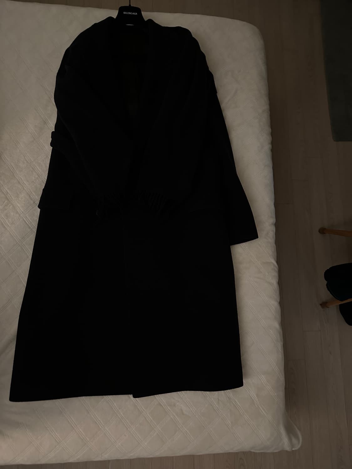 발렌시아가 머플러 코트 상품이미지2