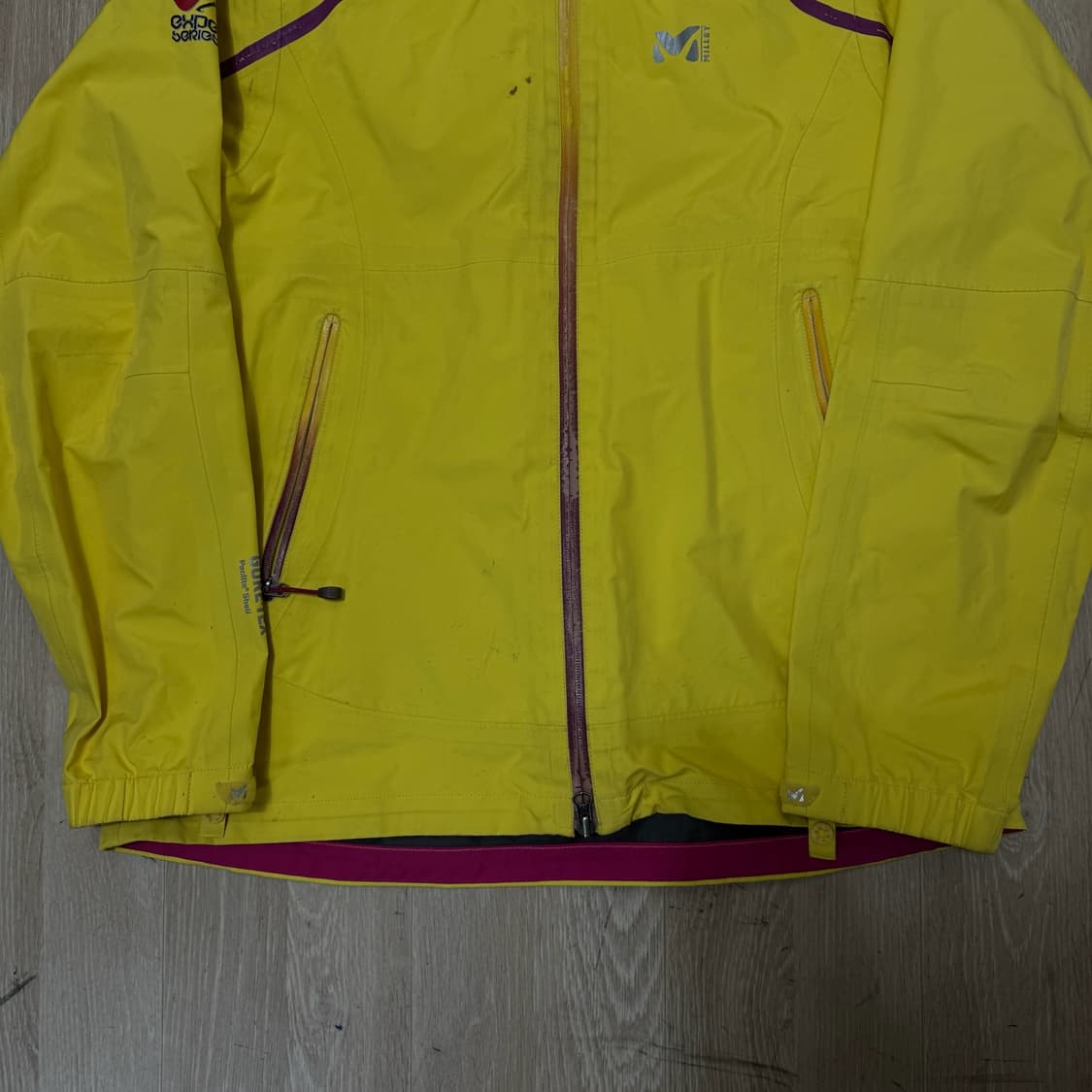 밀레 여성 고어텍스 후드 바람막이 자켓 M/95  상품이미지3