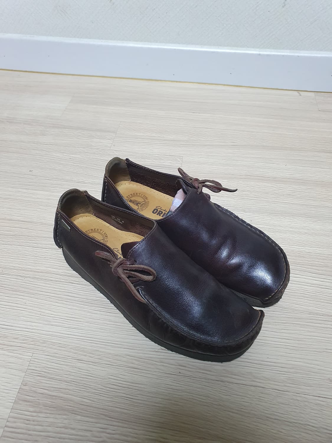 클락스 러거 브라운 슈즈 270 상품이미지2