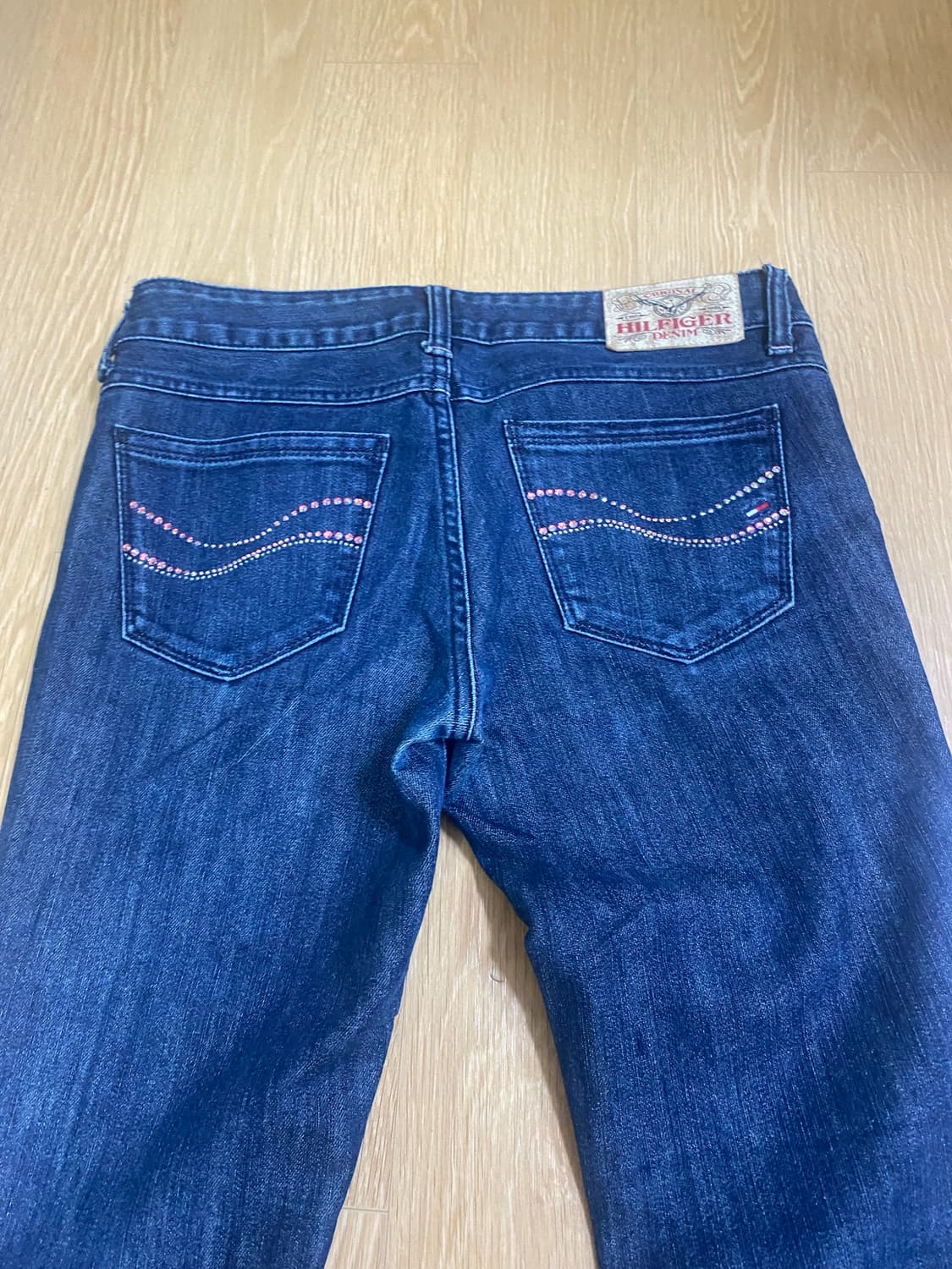 타미힐피거 스와로브스키 콜라보 26사이즈 딥블루색상 청바지 상품이미지1